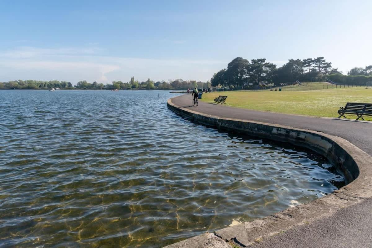 Park Lake View Poole Eksteriør bilde